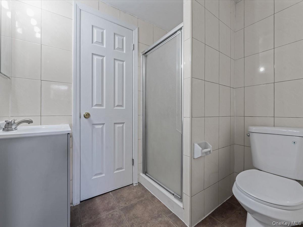 #5 photo, 33-05 143rd Street, Flushing , NY 11354