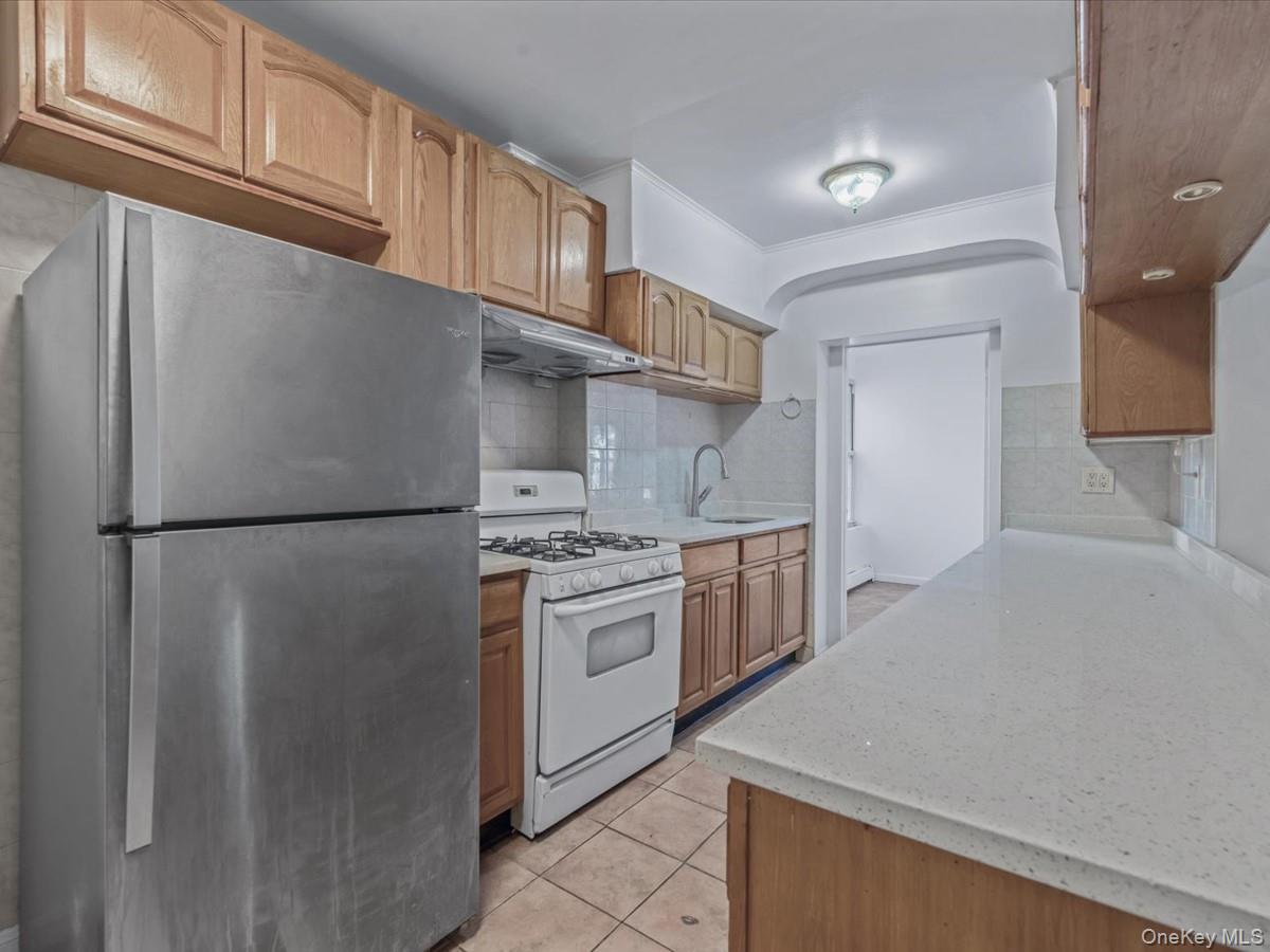 #6 photo, 33-05 143rd Street, Flushing , NY 11354