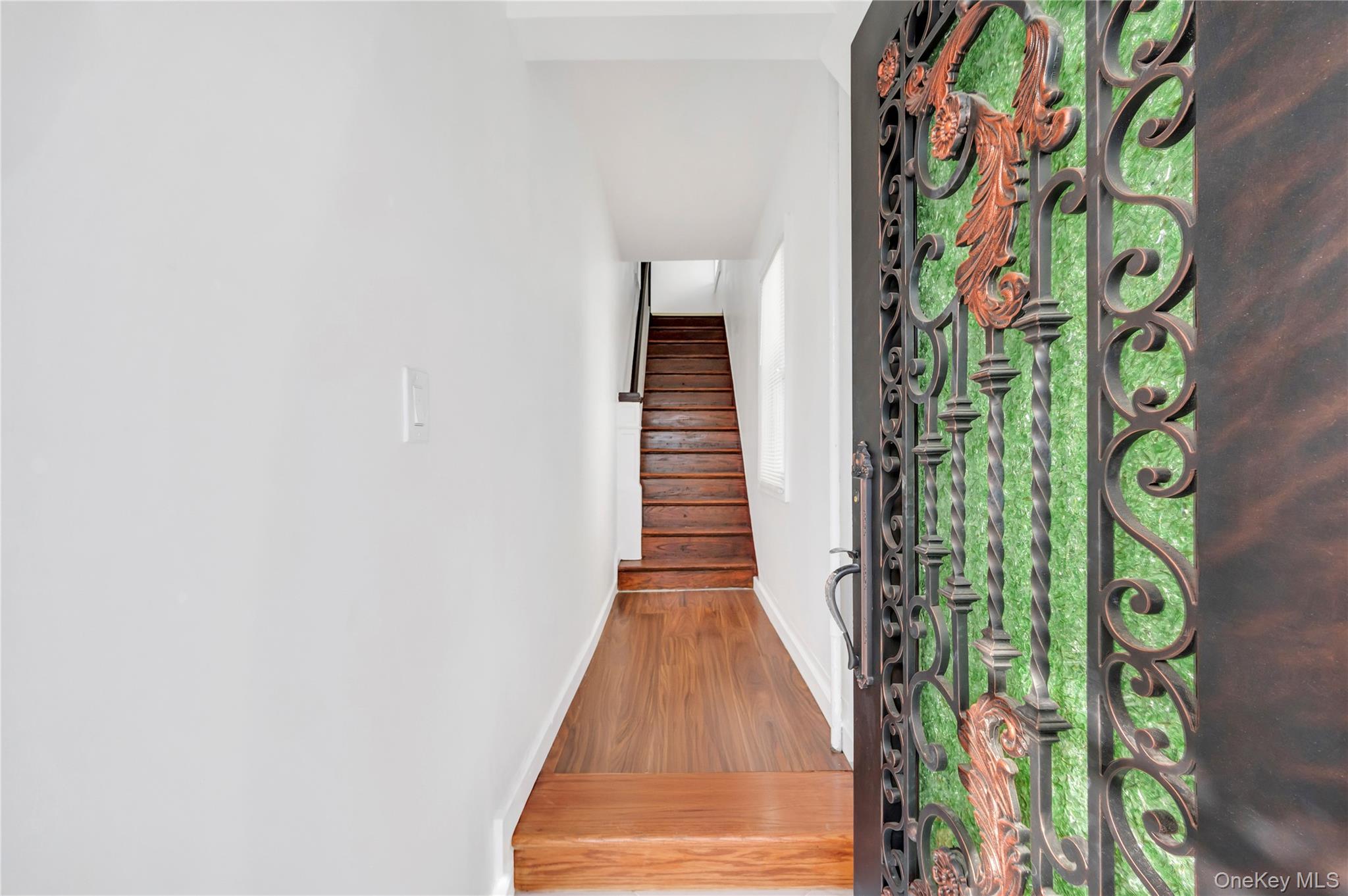 #20 photo, 192-23 116th Road, कुईंस Saint Albans , NY 11412