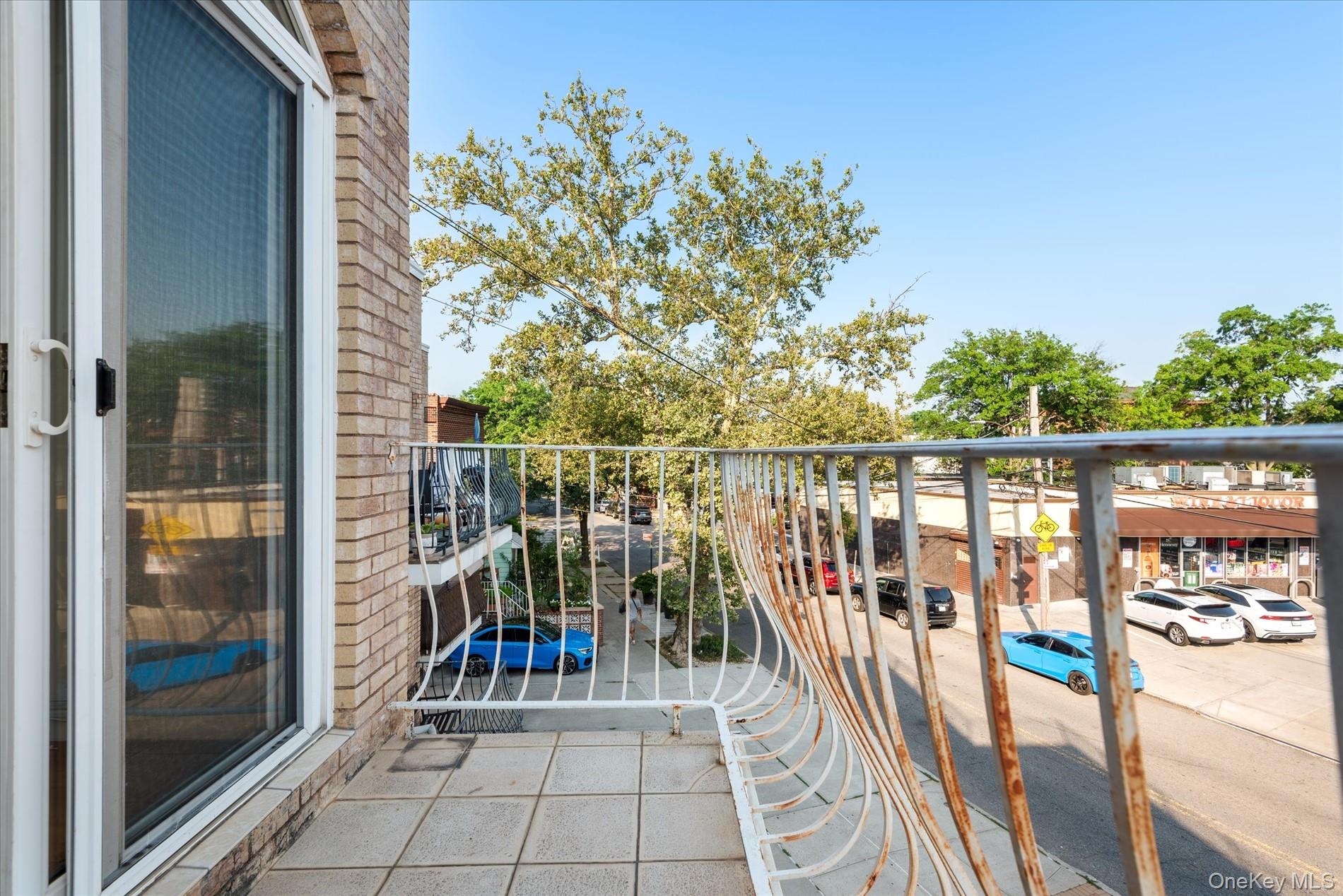 #4 photo, 71-05 Cooper Avenue, Glendale , NY 11385