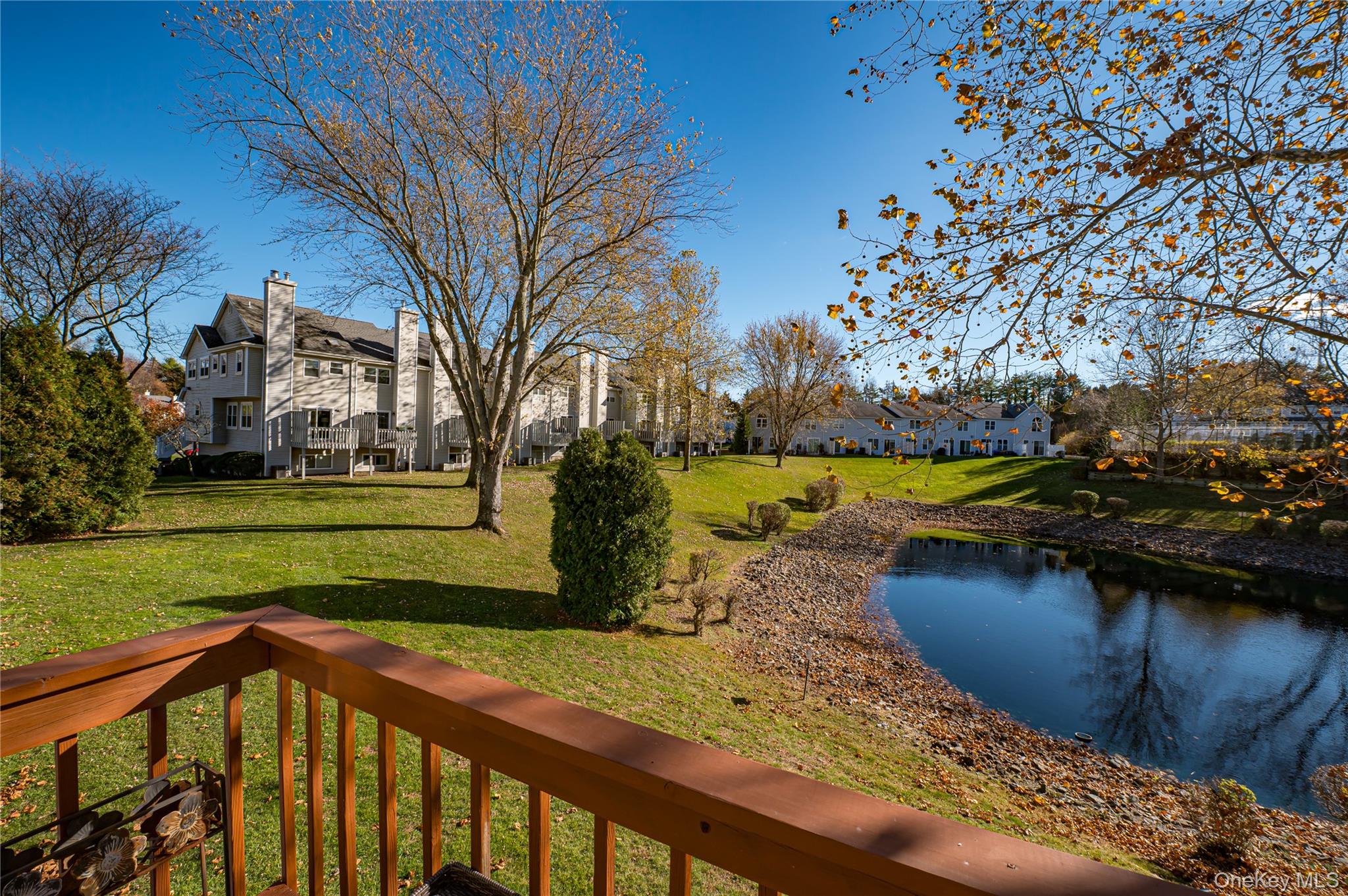 #14 photo, 82 Leeward Court, 롱 아일랜드 Port Jefferson , NY 11777