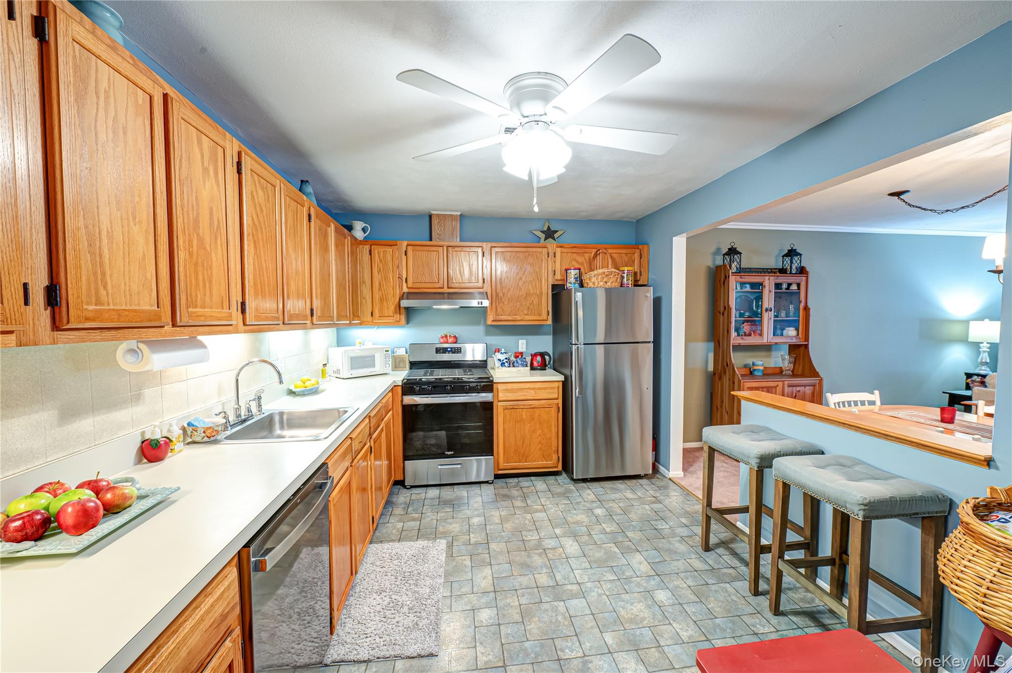 #7 photo, 82 Leeward Court, 롱 아일랜드 Port Jefferson , NY 11777