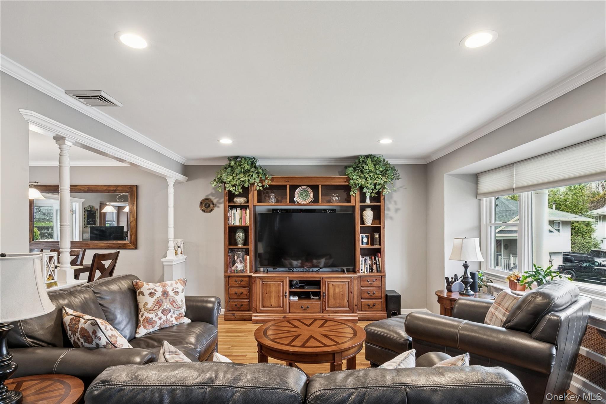 #6 photo, 6 Joseph Court, 东长岛 East Northport , NY 11731