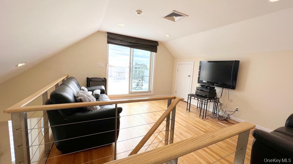 #8 photo, 54 Matlock Street, Long Beach , NY 11561