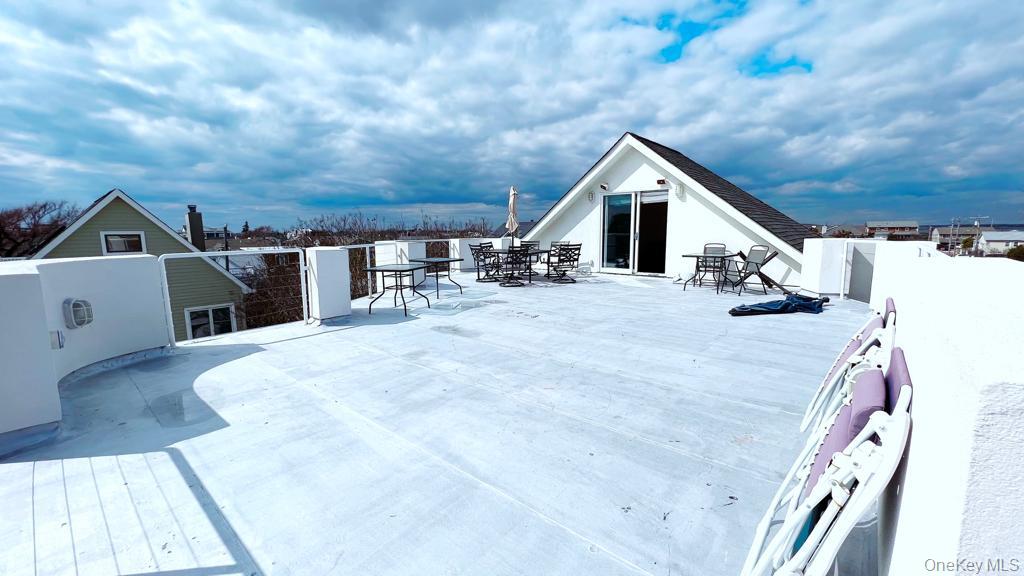 #9 photo, 54 Matlock Street, Long Beach , NY 11561