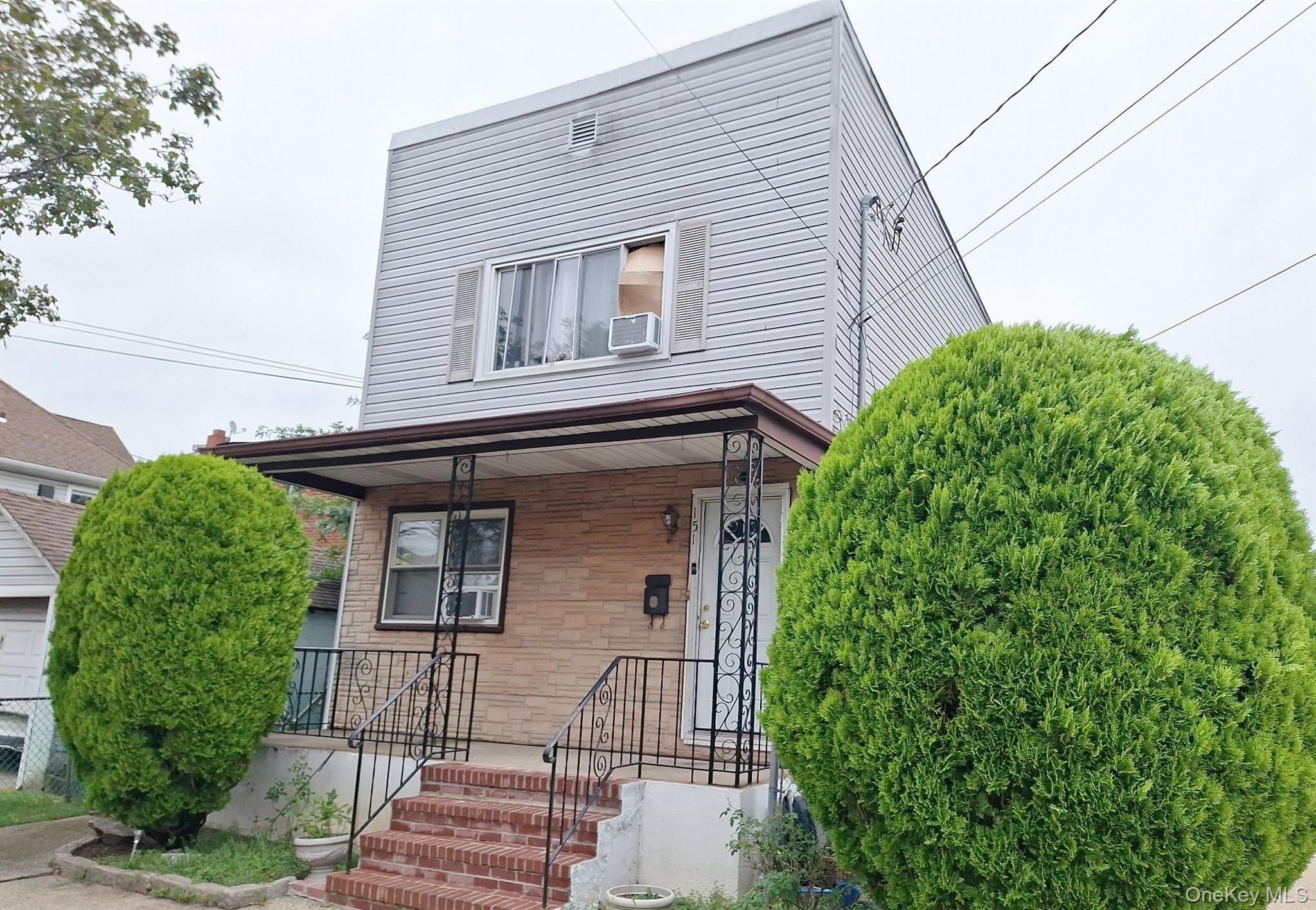 #2 photo, 151 Lincoln Avenue, नासाउ काउंटी Mineola , NY 11501