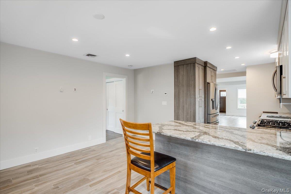 #11 photo, Bellmore, Bellmore , NY 11710