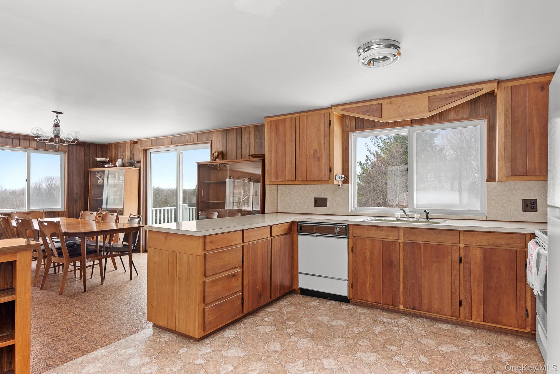 #6 photo, 1847 Tupper Hill Road, 뉴욕주 Franklin , NY 13775