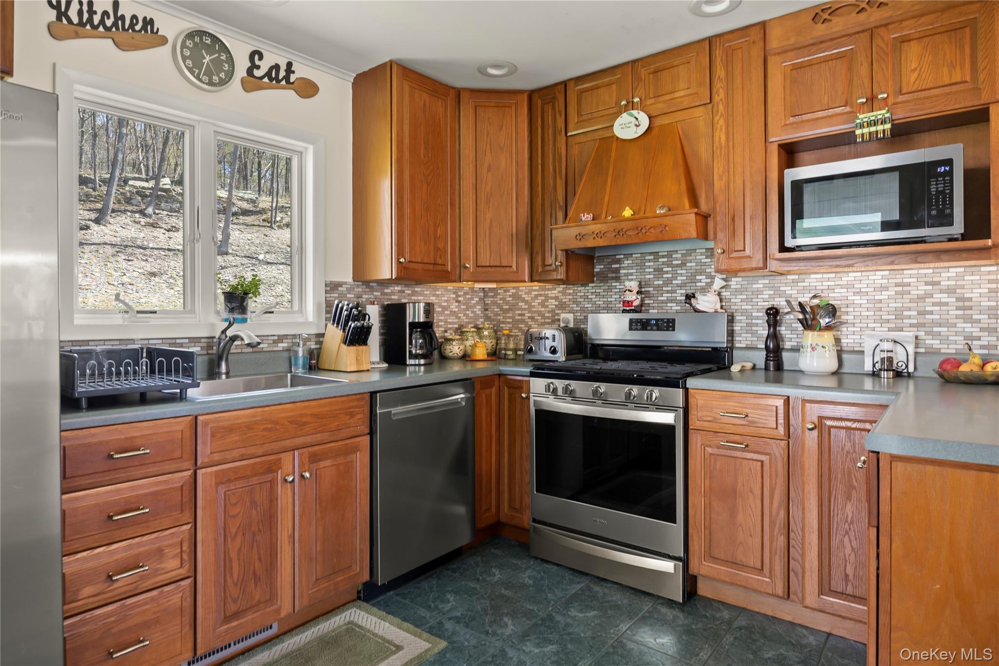 #11 photo, 412 Vosenkill Road, 纽约州 Athens , NY 12015