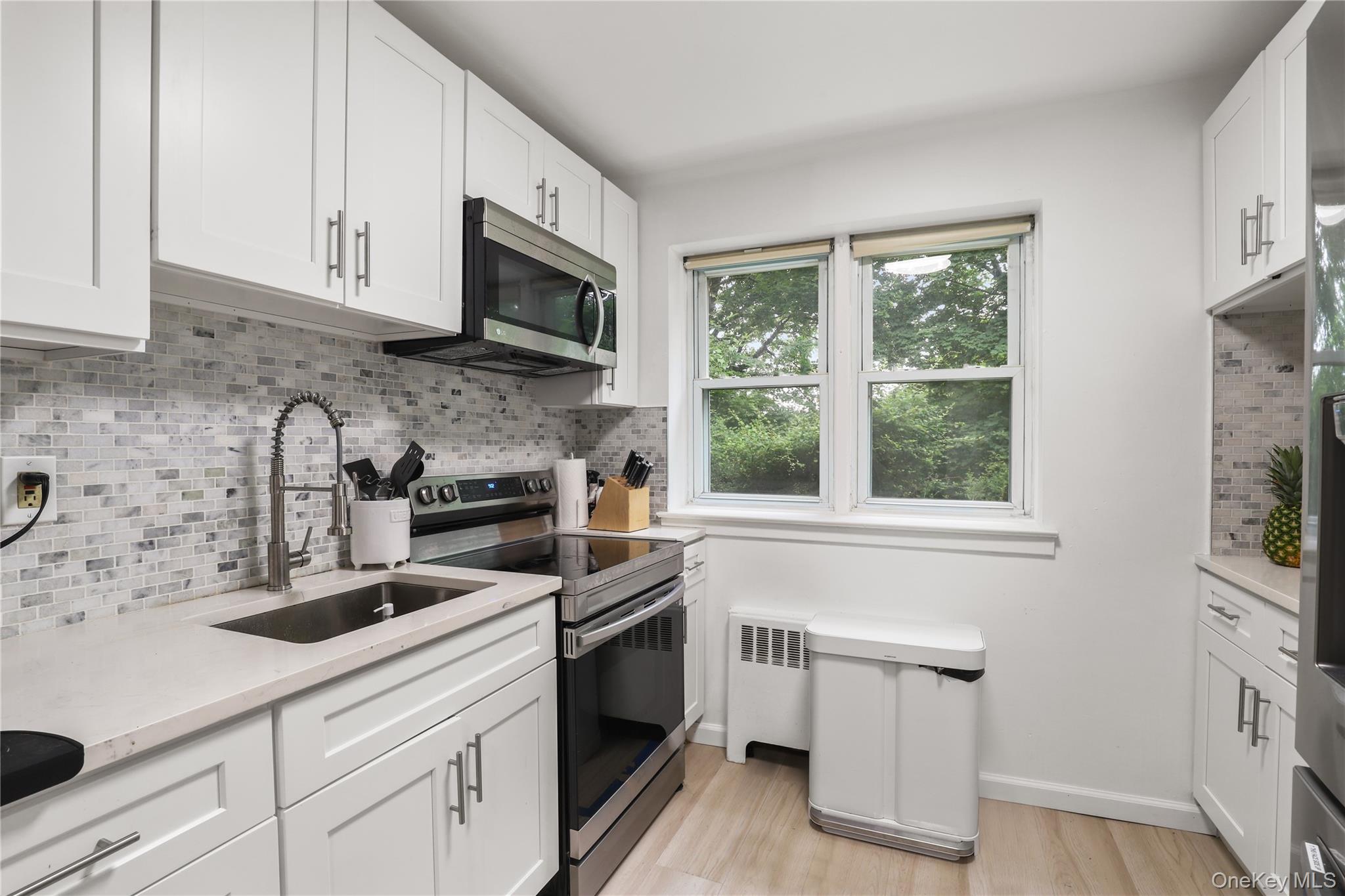 #10 photo, 140 N Broadway, 纽约州 Irvington , NY 10533