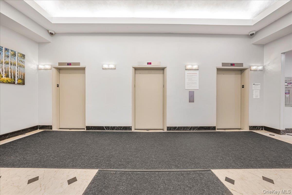 #5 photo, 125-10 Queens Boulevard, קווינס Kew Gardens , NY 11415