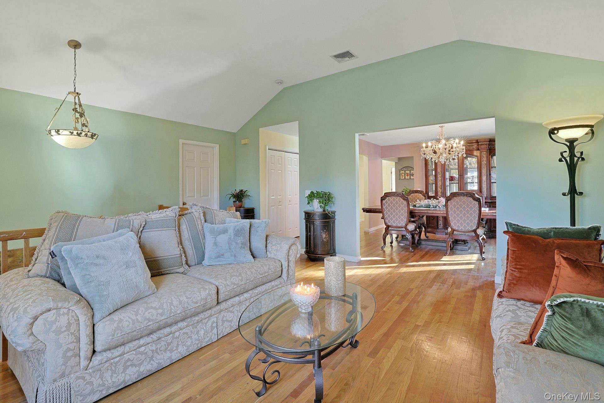 #6 photo, 71 Holland Avenue, White Plains , NY 10603