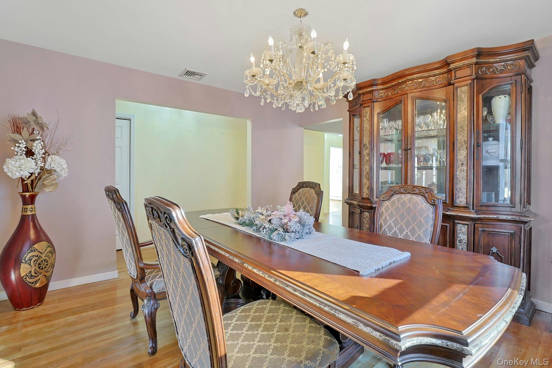 #7 photo, 71 Holland Avenue, White Plains , NY 10603