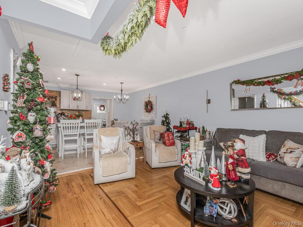 #6 photo, 1918 Pitman Avenue, 브롱크스 Bronx , NY 10466