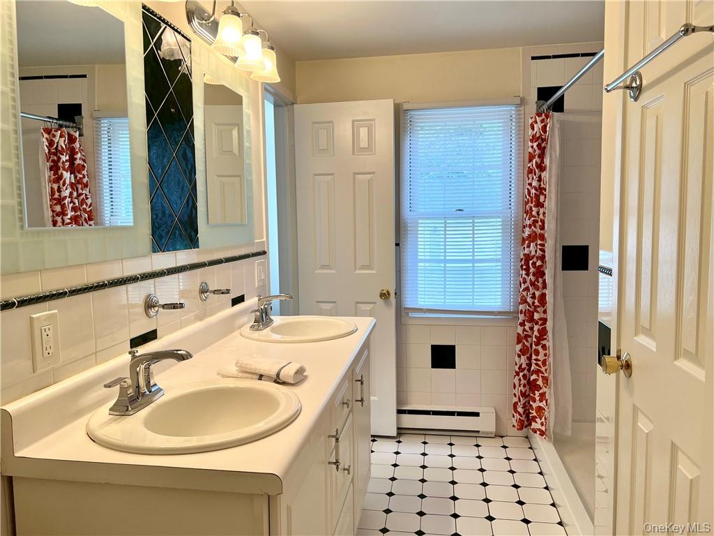 #17 photo, 1604 Holly Stream Court, Brewster , NY 10509