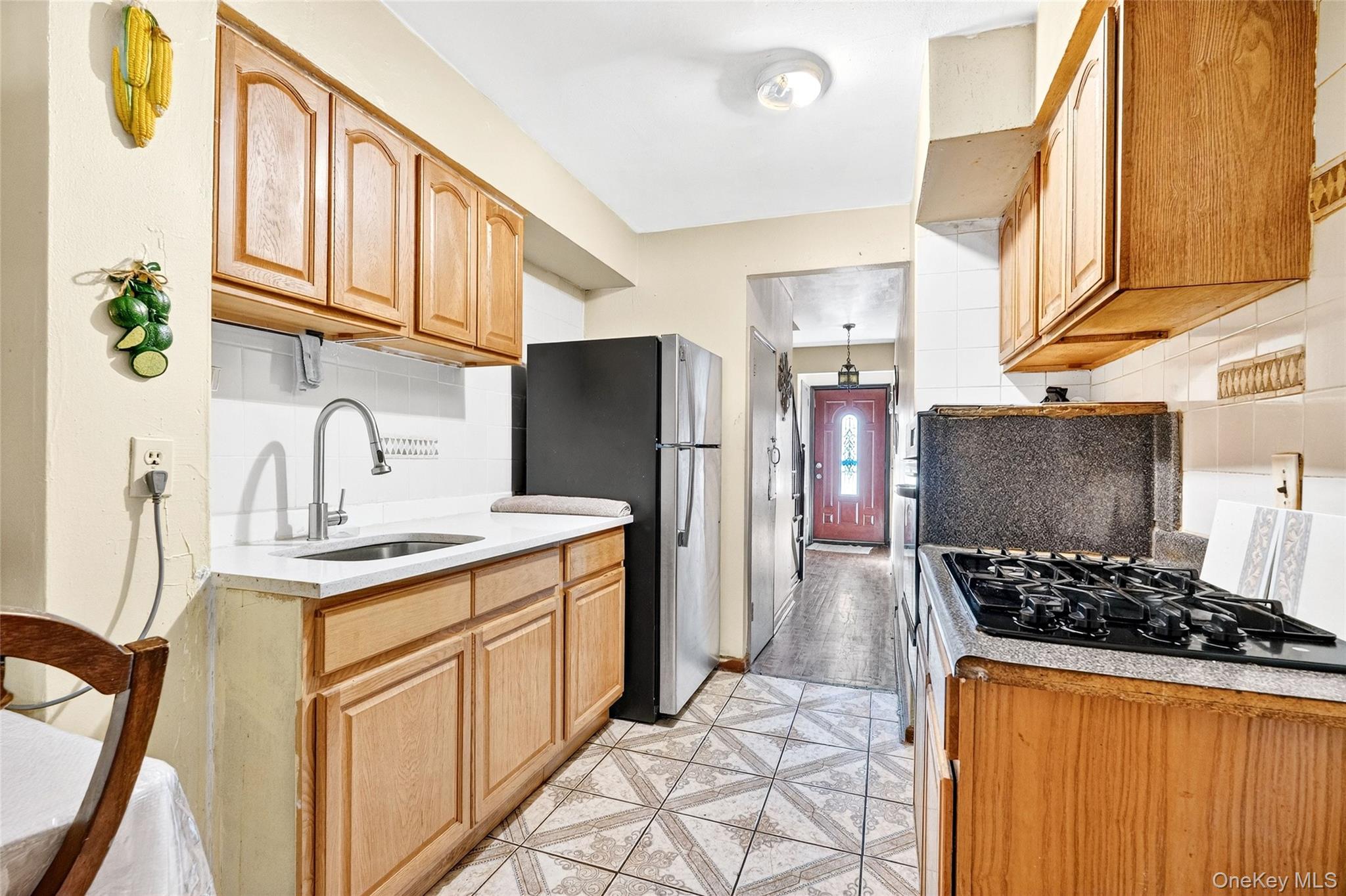 #12 photo, 1007 E 215th Street, 브롱크스 Bronx , NY 10469