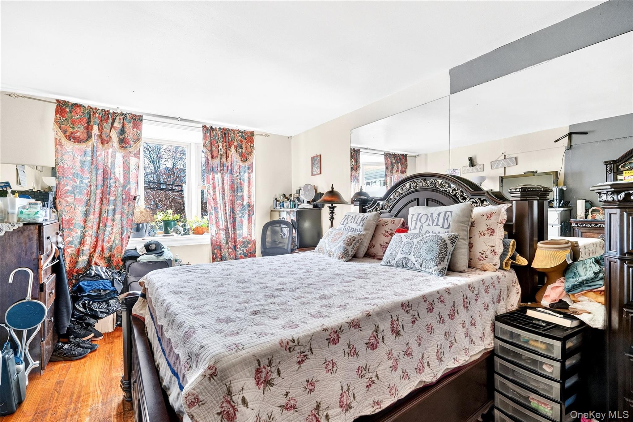#19 photo, 1007 E 215th Street, 브롱크스 Bronx , NY 10469