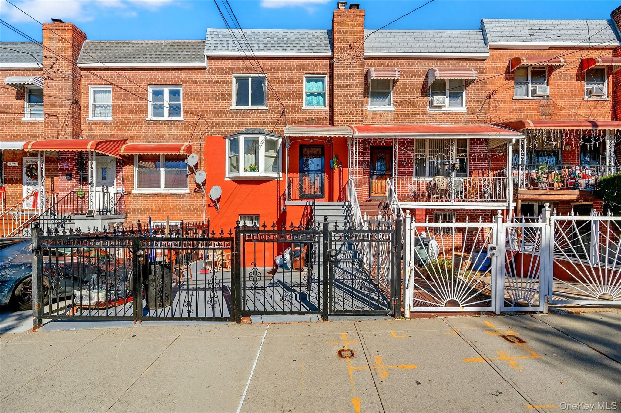 #2 photo, 1007 E 215th Street, 브롱크스 Bronx , NY 10469