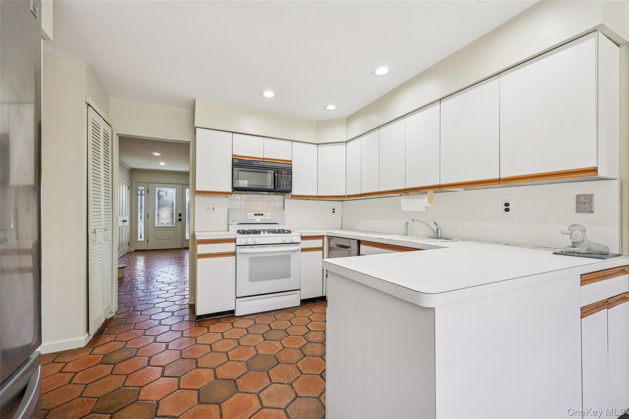 #10 photo, 37 Minuteman Circle, Orangeburg , NY 10962