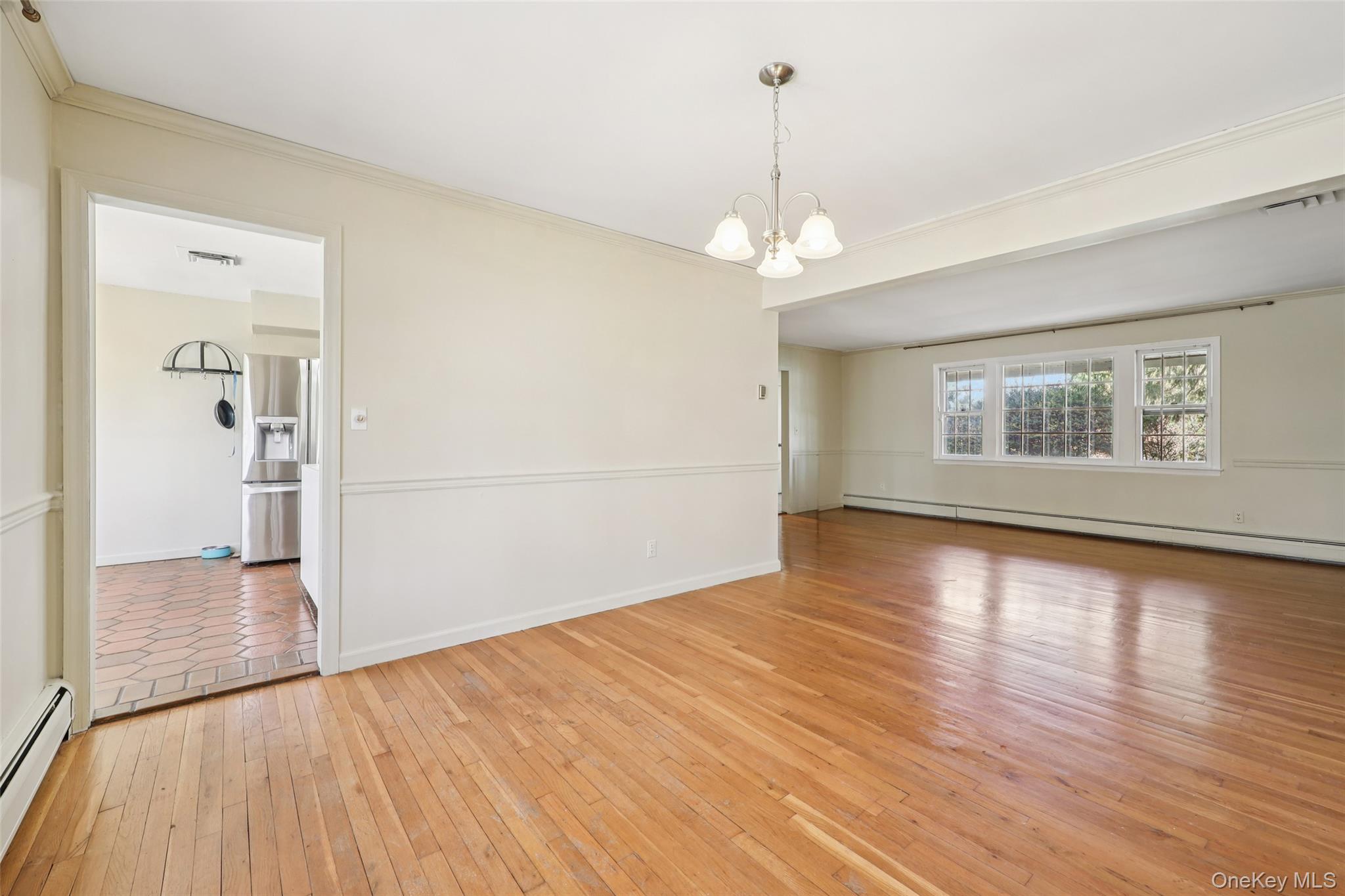 #9 photo, 37 Minuteman Circle, Orangeburg , NY 10962