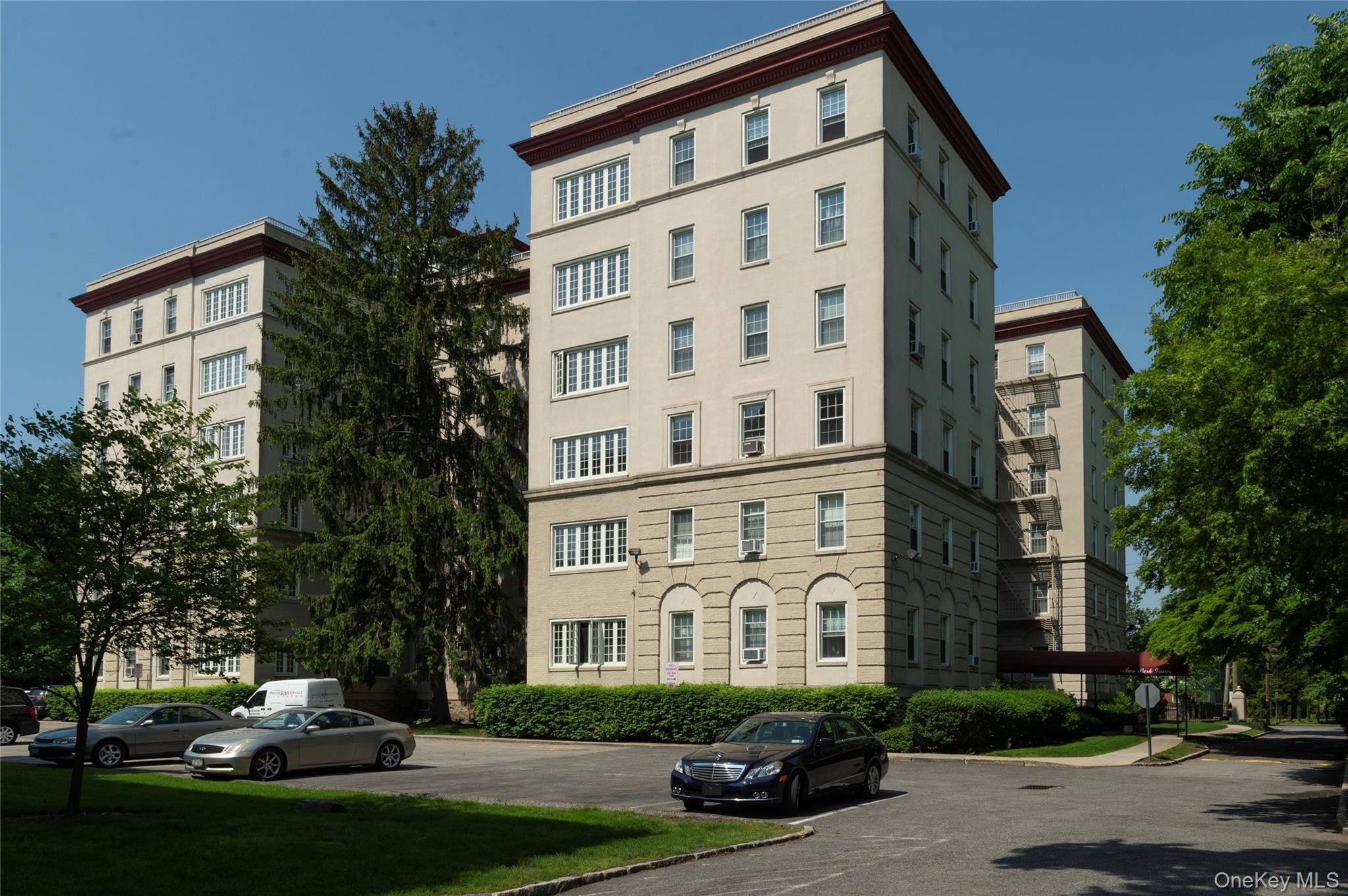 #1 photo, 2 Park Lane, 纽约州 Mount Vernon , NY 10552