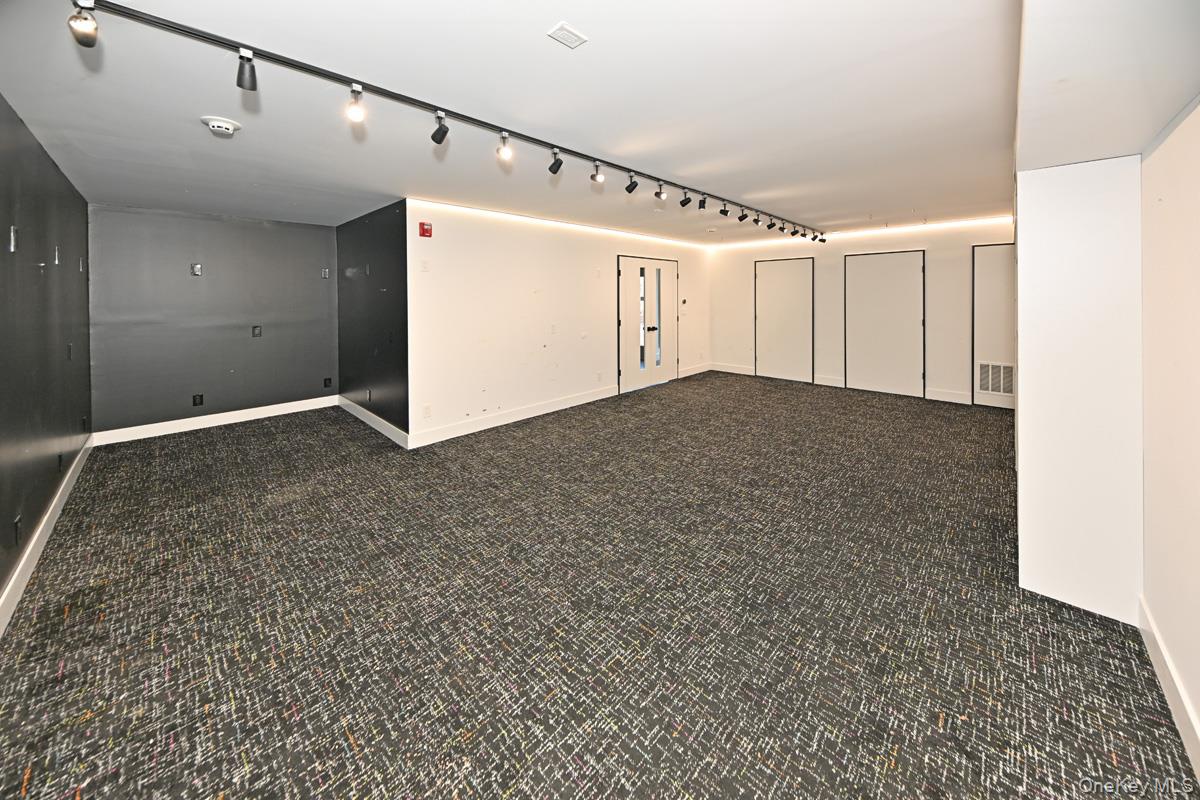 #8 photo, 1 S Liberty Drive, 뉴욕주 Stony Point , NY 10980