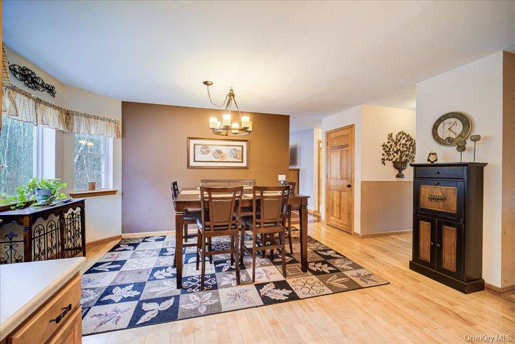 #11 photo, 51 Mina Drive, 뉴욕주 Wappingers Falls , NY 12590