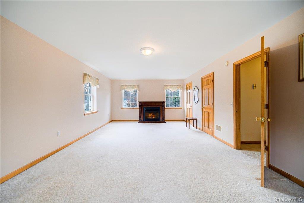 #19 photo, 51 Mina Drive, 뉴욕주 Wappingers Falls , NY 12590