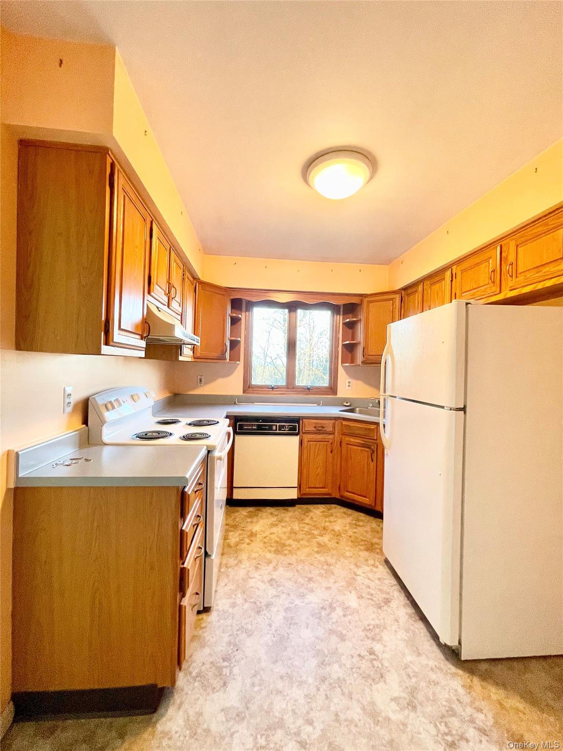 #5 photo, 19 New Street, Call Listing Agent , NY 10921