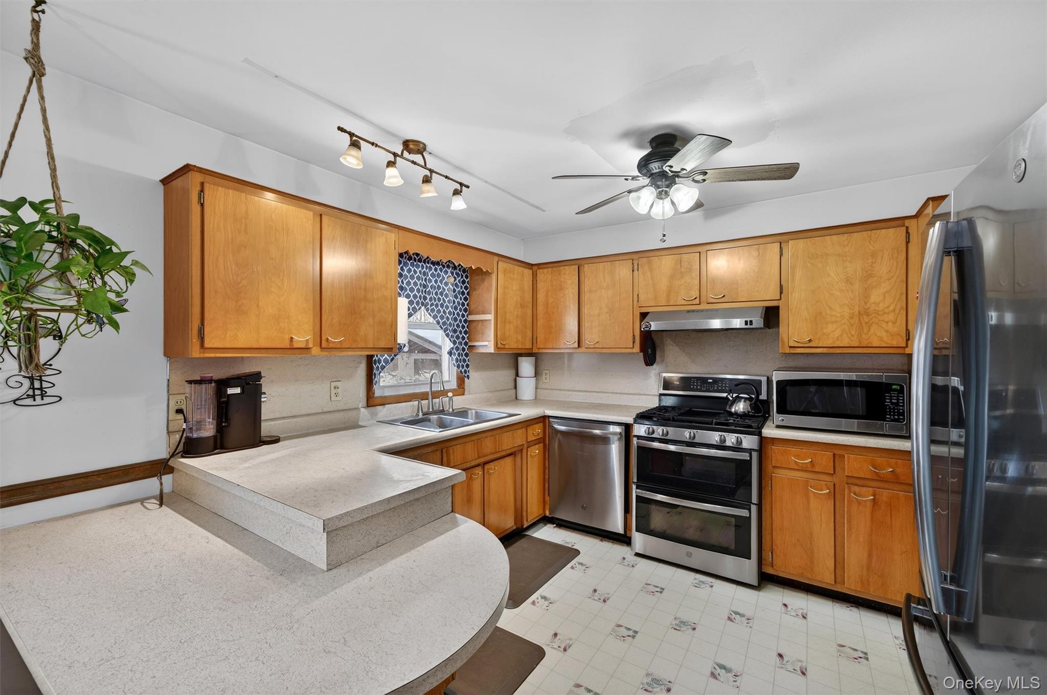 #10 photo, 21 Scotchtown Drive, Middletown , NY 10941