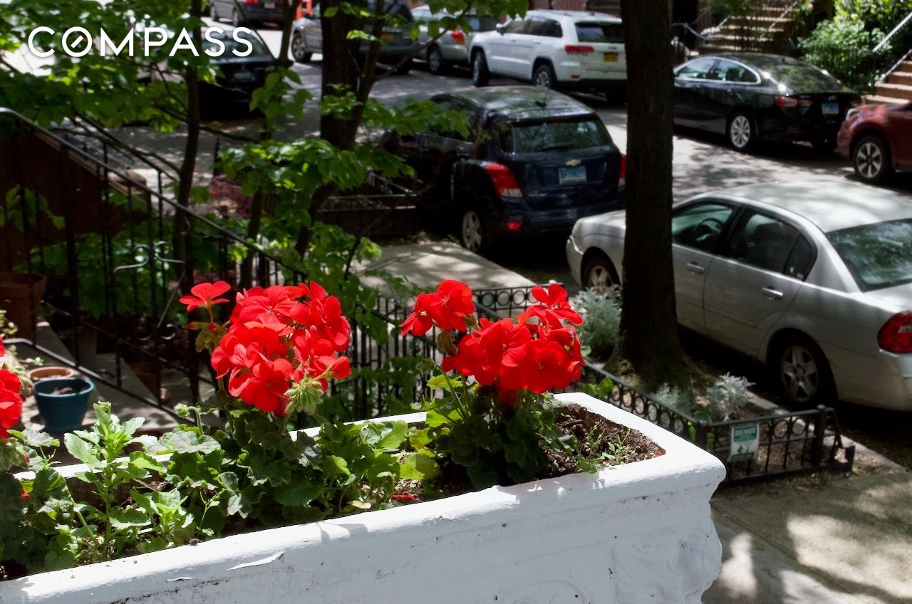 #15 photo, 49 St Marks Avenue, Park Slope , NY 11217