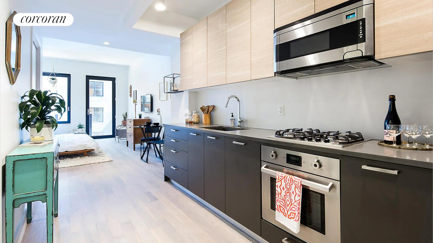 #1 photo, Brooklyn, Williamsburg , NY 11211