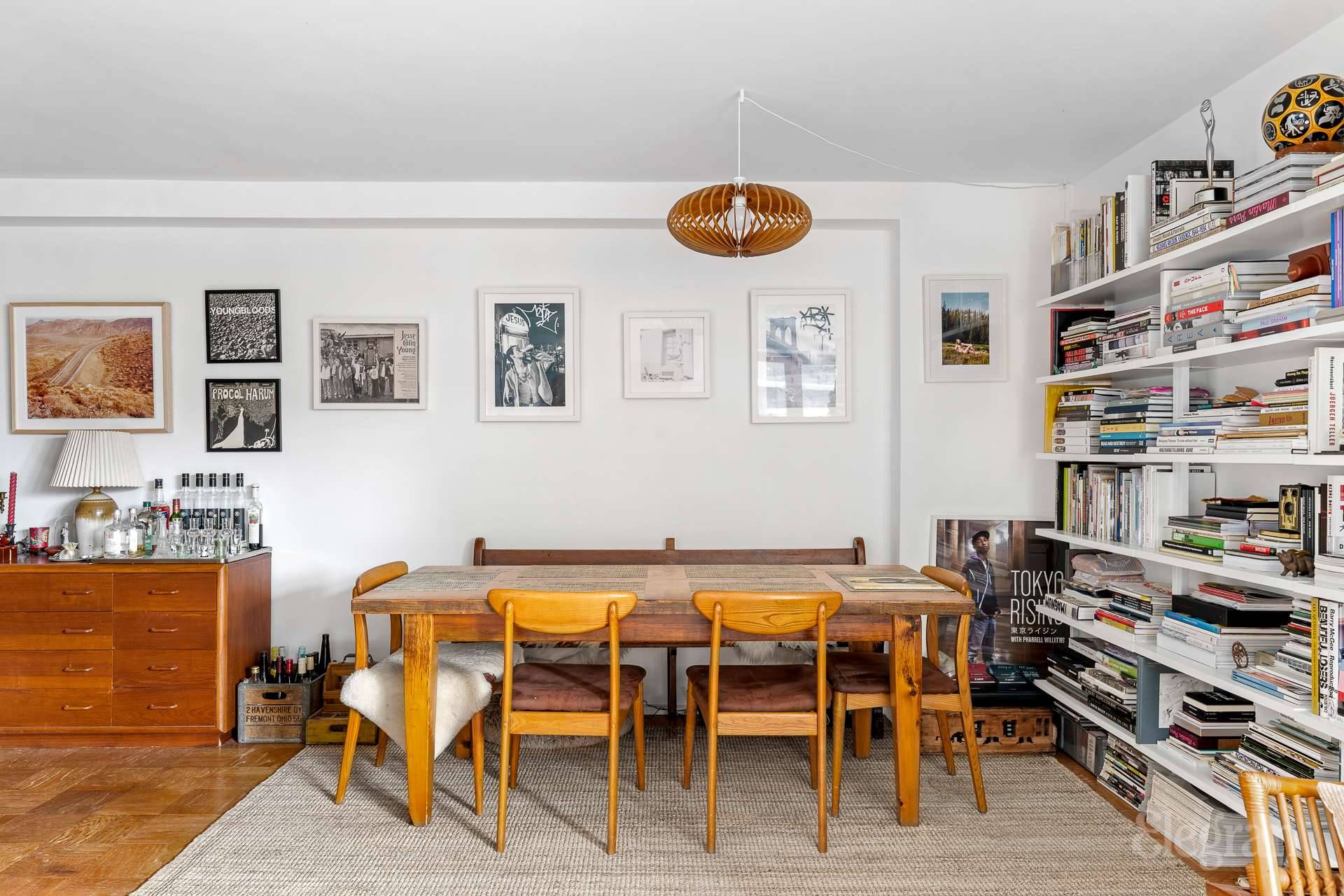 #5 photo, 212 E Broadway, Lower East Side , NY 10002-2010