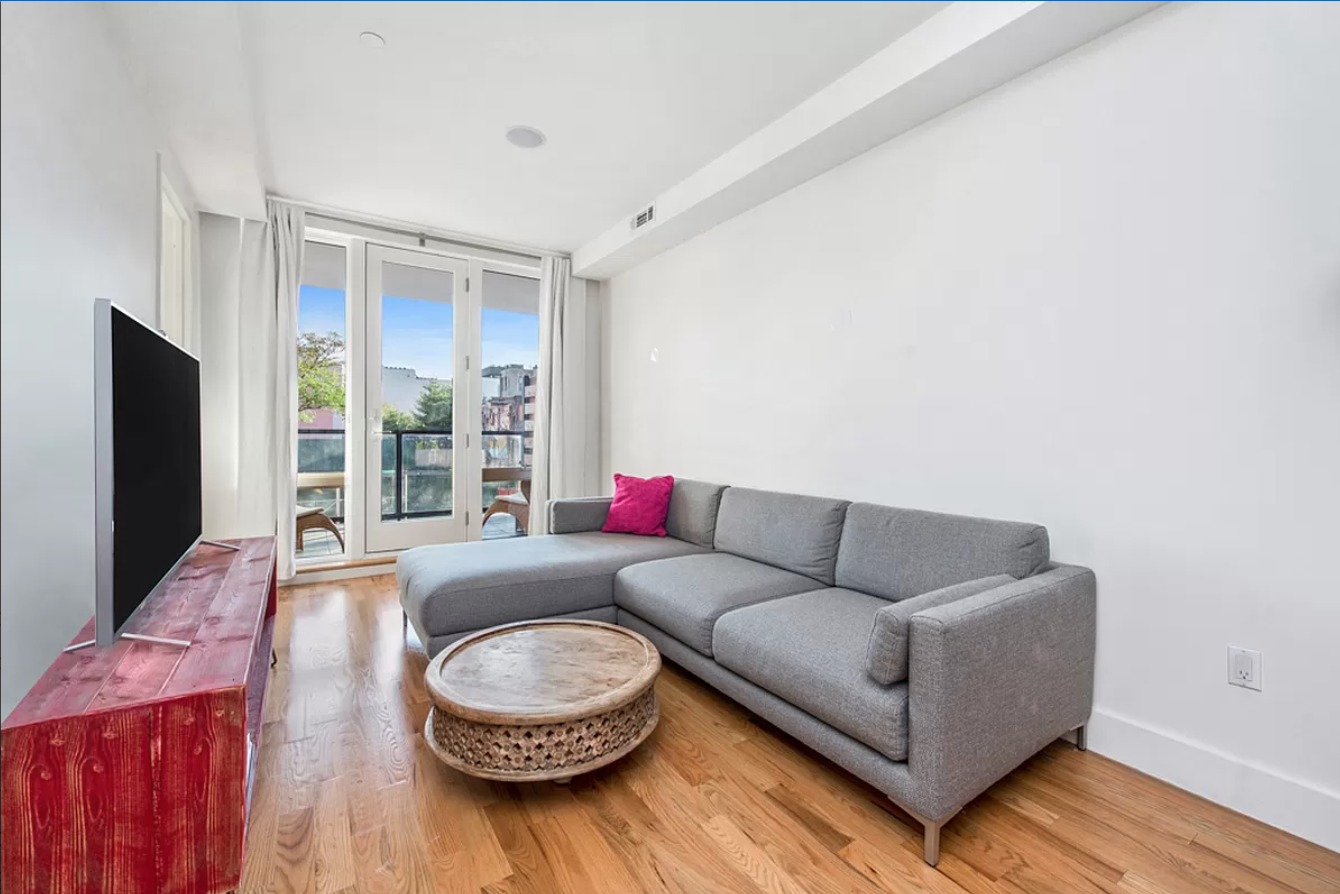 #1 photo, 1059 Manhattan Avenue, Greenpoint , NY 11222