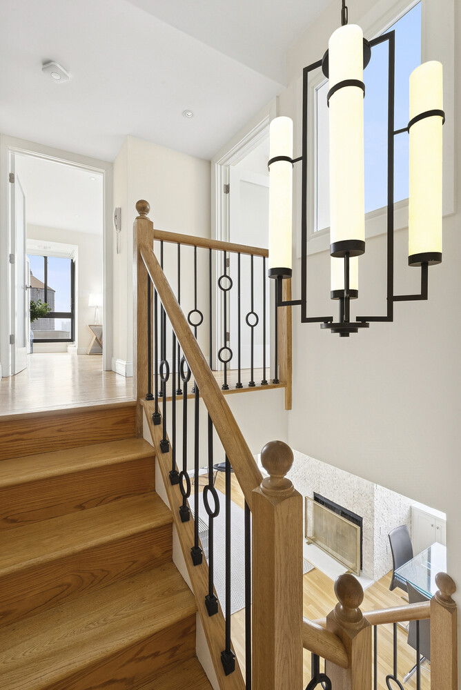 #15 photo, 366 W 11TH Street, West Village , NY 10014