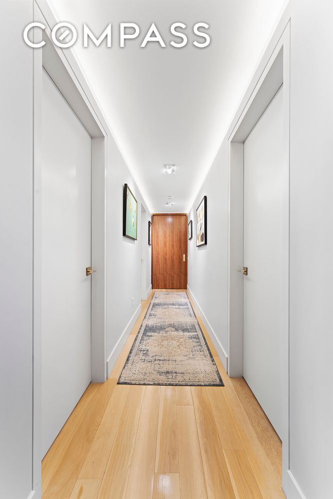 #5 photo, 32 Gramercy Park S, Gramercy Park , NY 10003