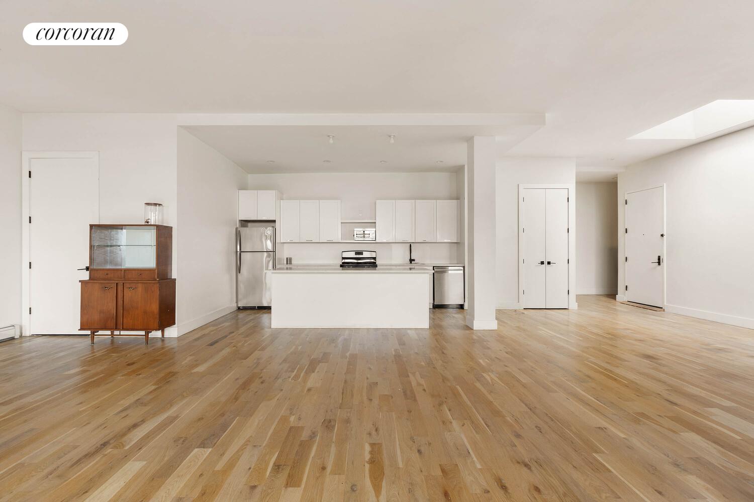 #1 photo, Brooklyn, Williamsburg , NY 11211