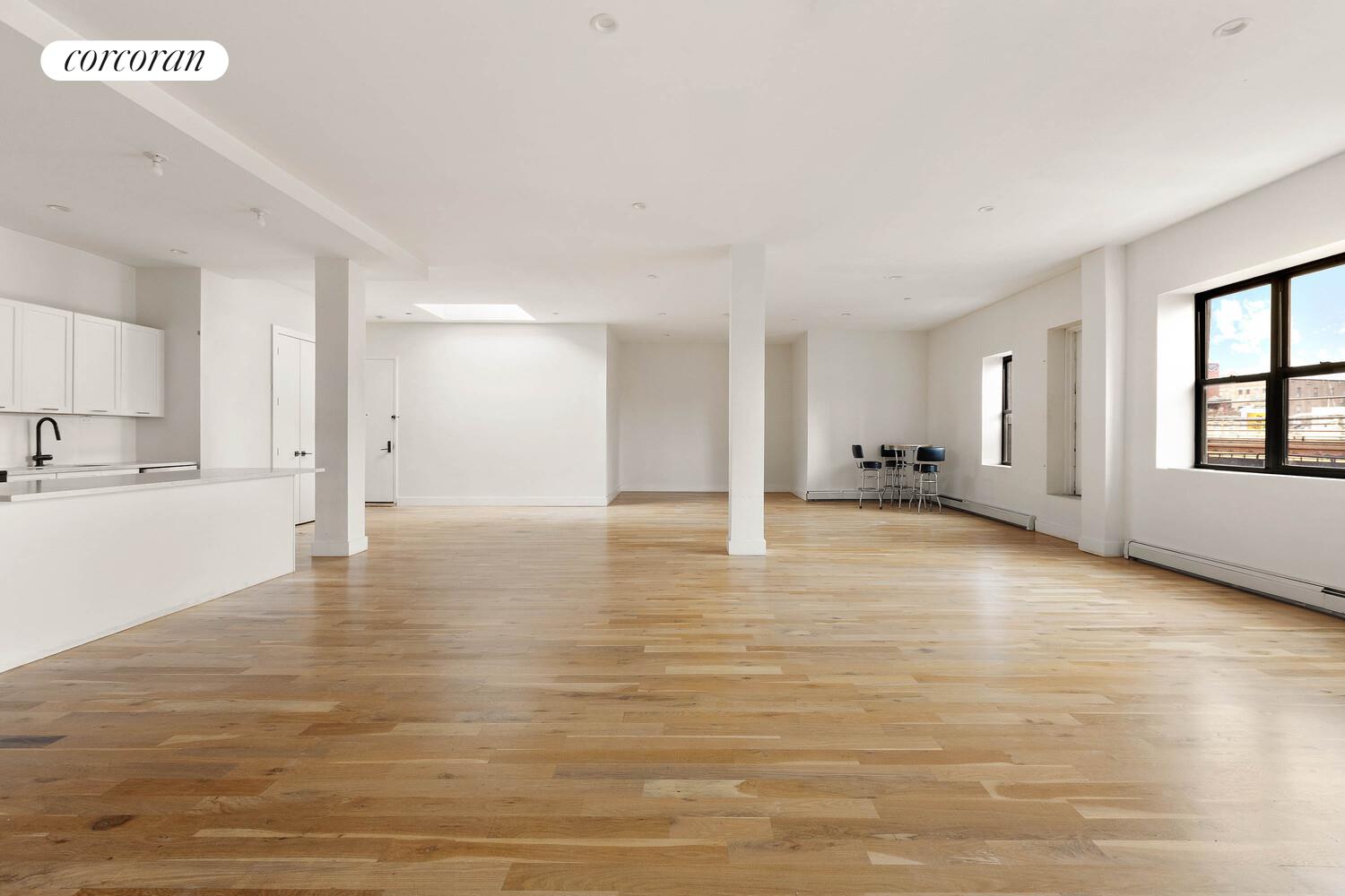 #3 photo, Brooklyn, Williamsburg , NY 11211