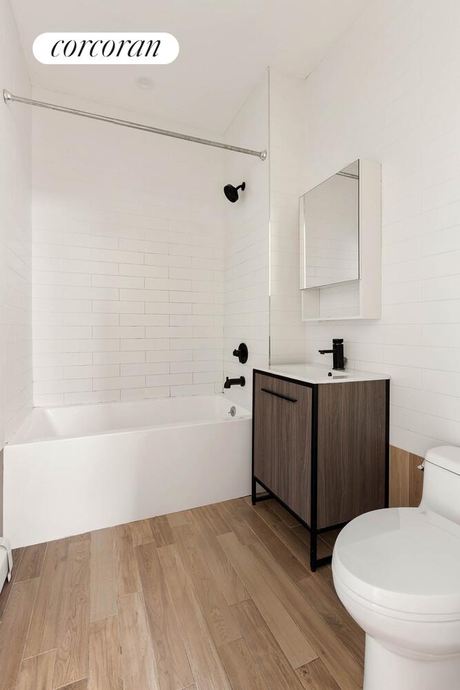 #7 photo, Brooklyn, Williamsburg , NY 11211