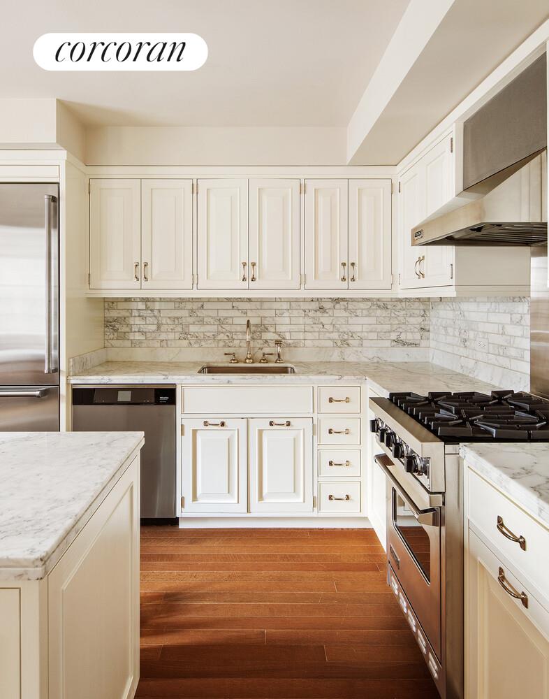 #5 photo, 160 W 12TH Street, Greenwich Village , NY 10011