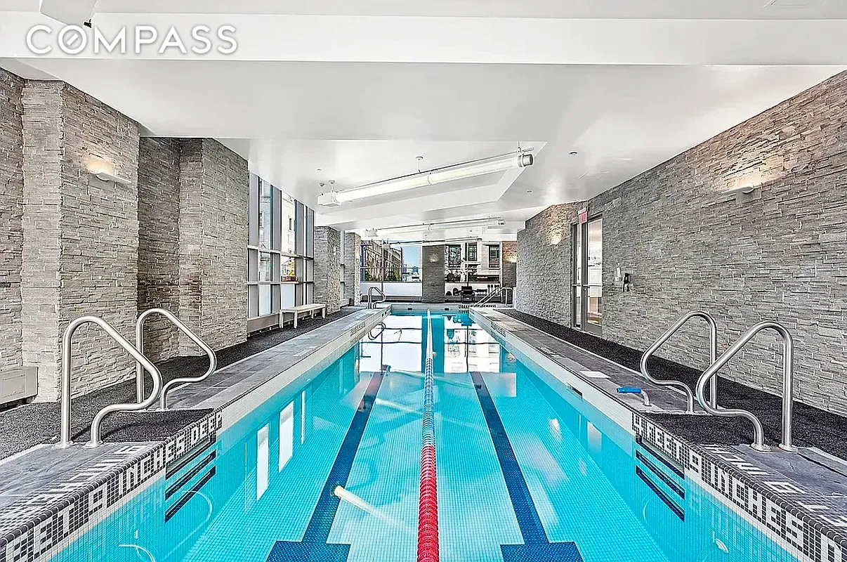 #13 photo, 10 W End Avenue, Upper West Side , NY 10023