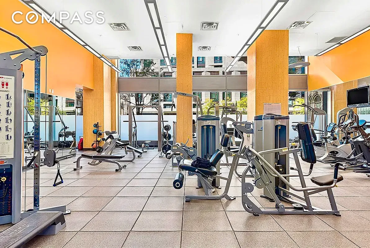 #14 photo, 10 W End Avenue, Upper West Side , NY 10023