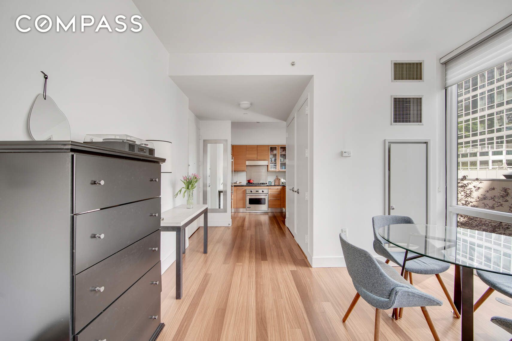 #6 photo, 10 W End Avenue, Upper West Side , NY 10023