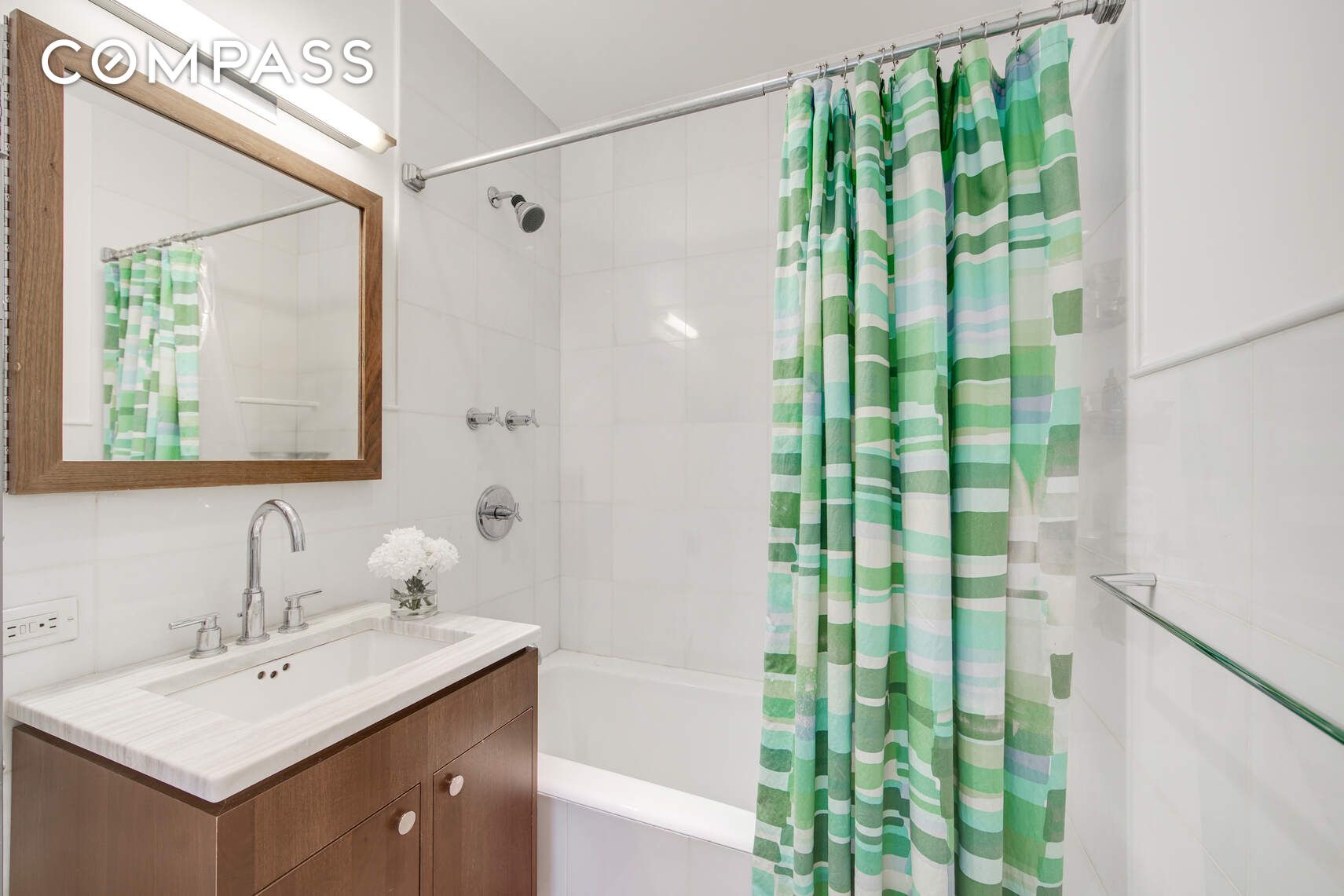 #8 photo, 10 W End Avenue, Upper West Side , NY 10023