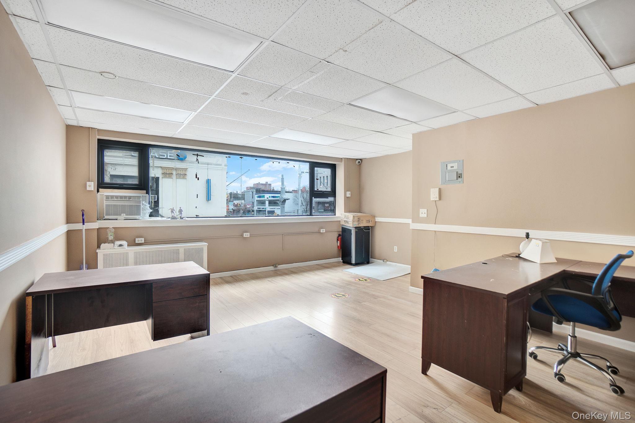 #12 photo, 162-02 Jamaica Avenue, Jamaica , NY 11432