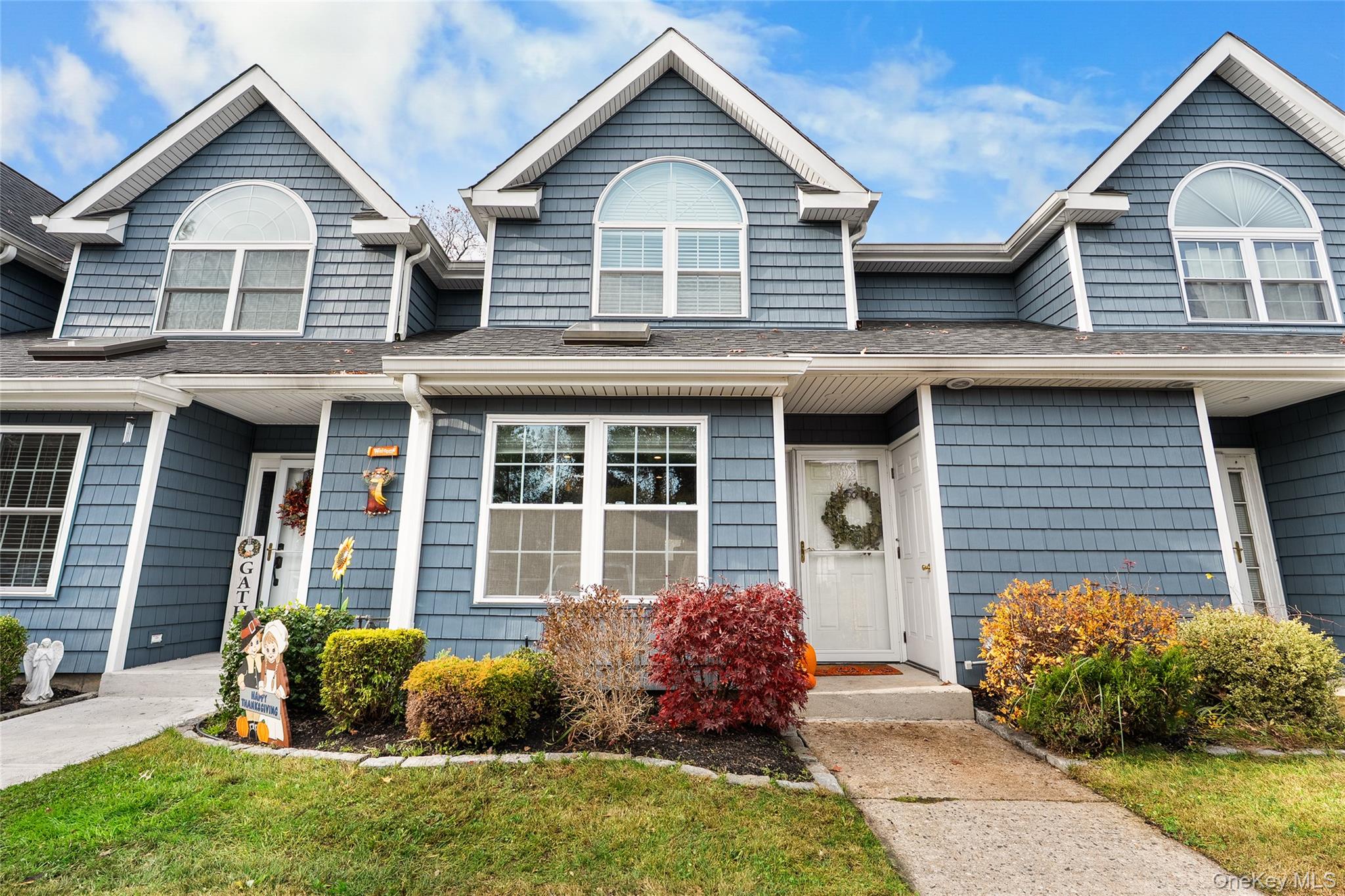 #1 photo, 8 Sunridge Lane, מחוז סאפוק Islip , NY 11751