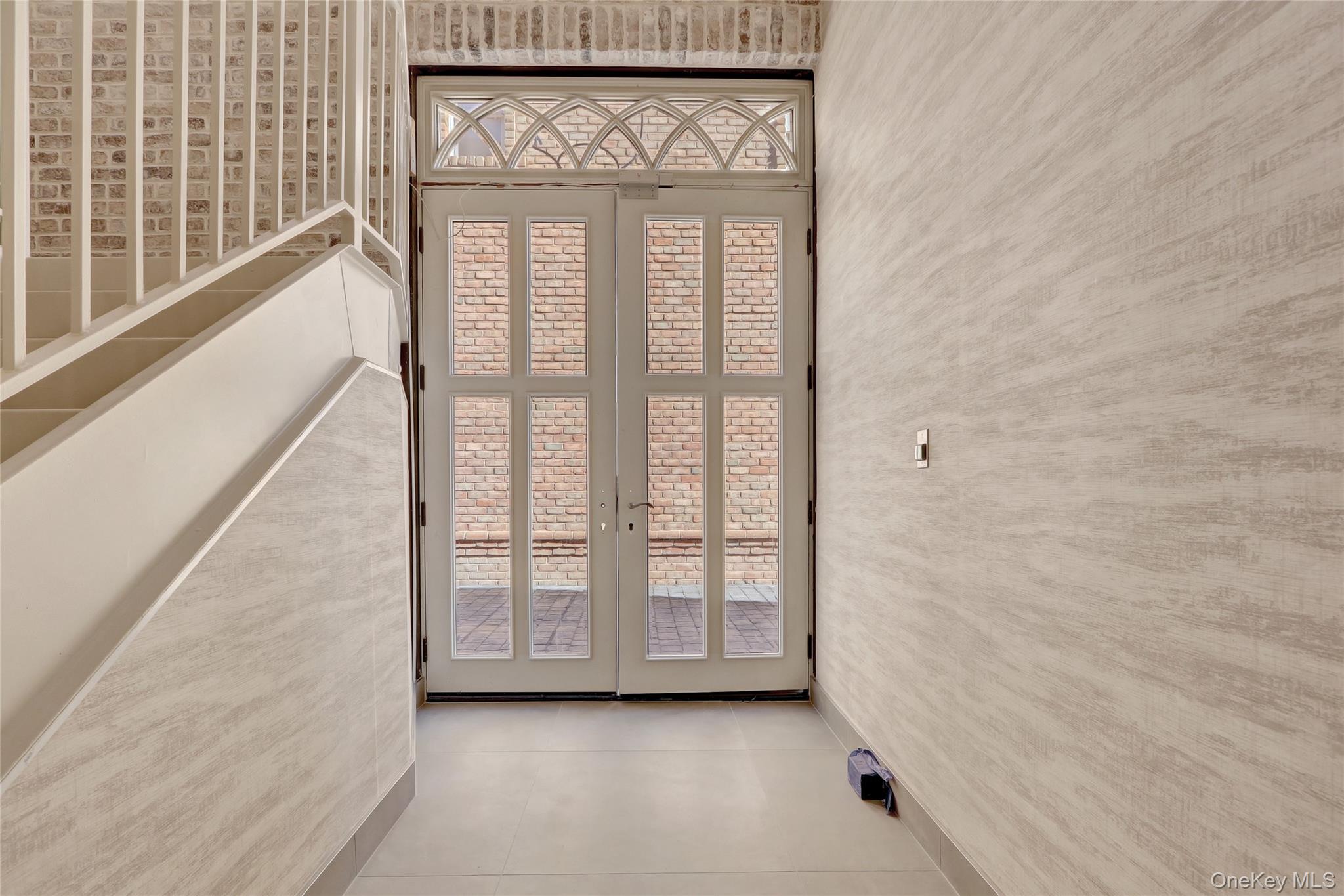 #12 photo, 610 Jericho Turnpike, New Hyde Park , NY 11040