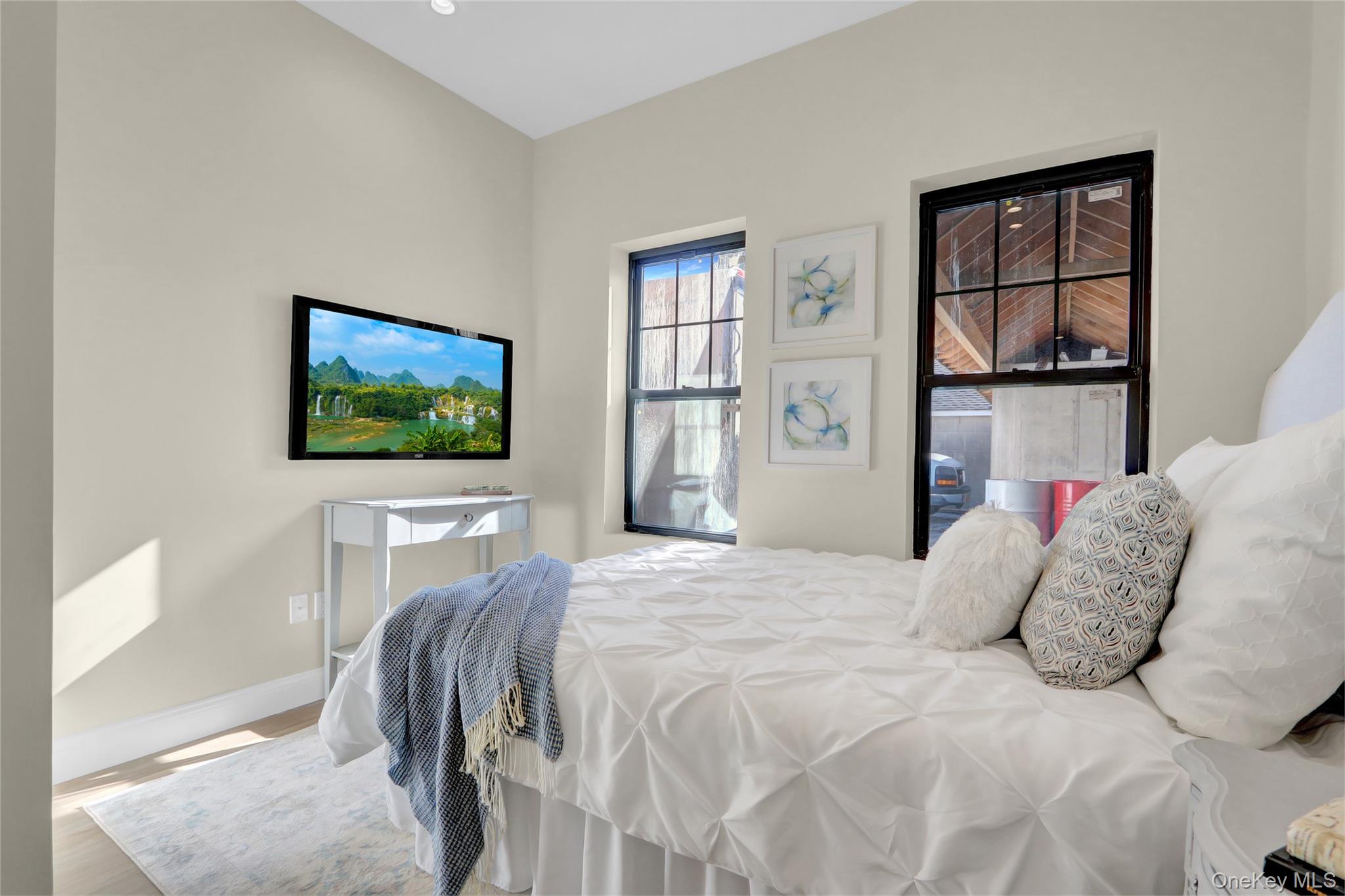 #8 photo, 610 Jericho Turnpike, New Hyde Park , NY 11040