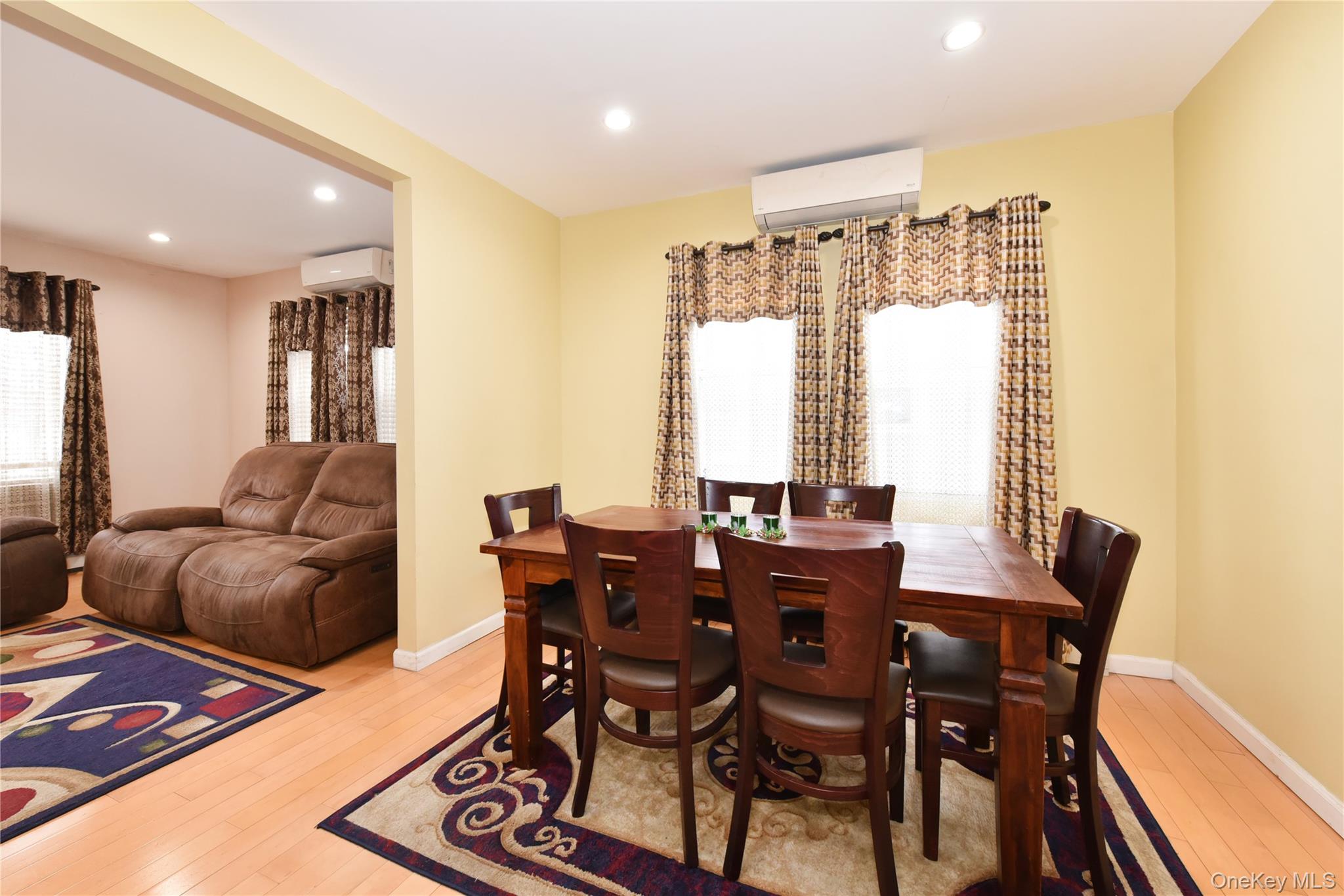 #17 photo, 113 Stewart Avenue, מחוז נסאו Hempstead , NY 11550