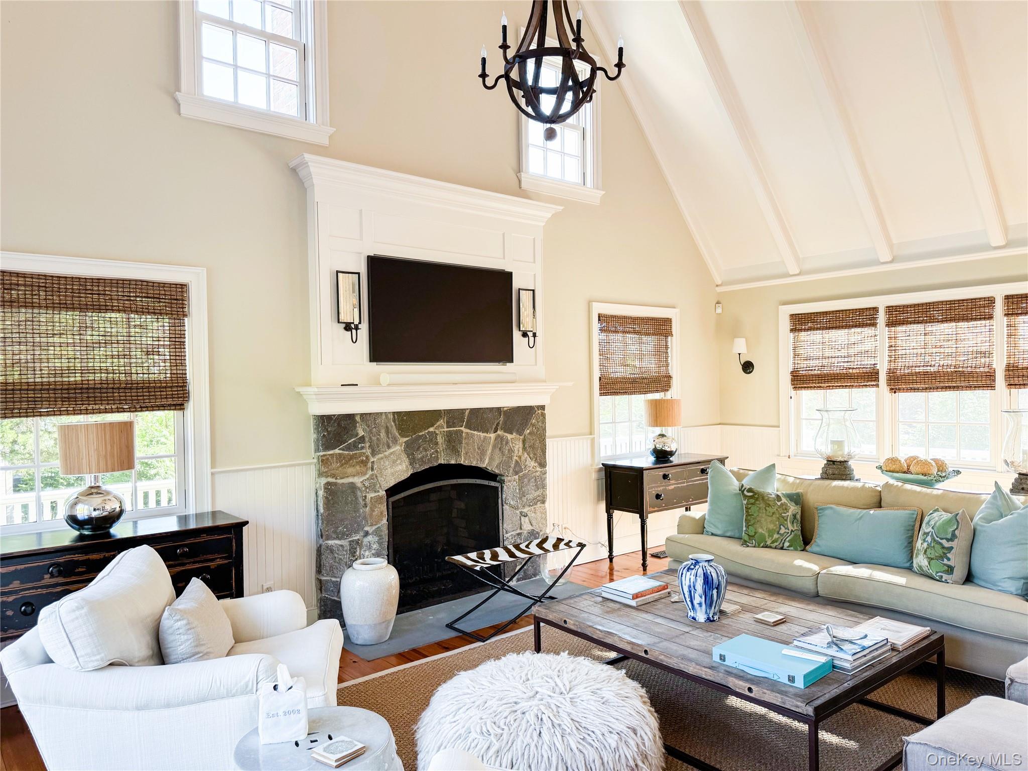 #8 photo, 112 Central Avenue, 롱 아일랜드 Amagansett , NY 11930